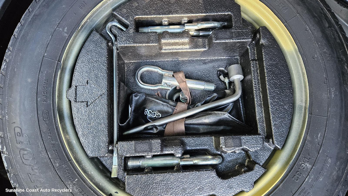 2006-2012 Mazda Cx7 Jack Tool Kit