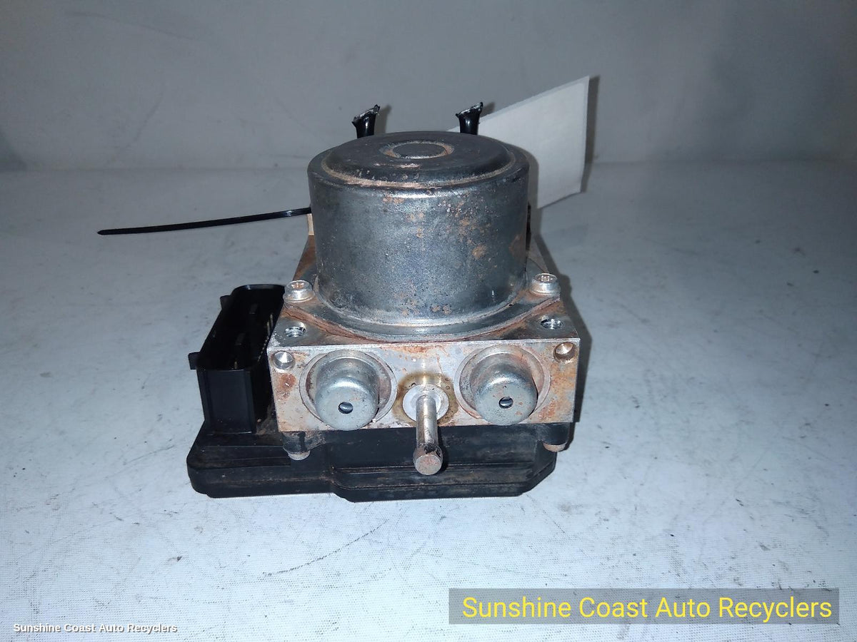 2010-2013 Nissan Xtrail Abs Pump Modulator