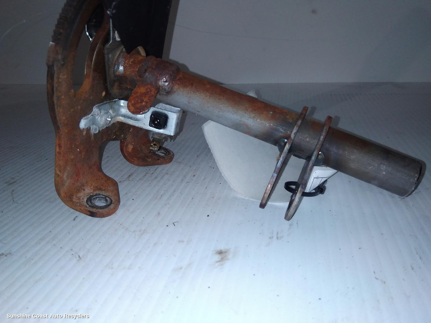 2008 Mitsubishi Pajero Handbrake Lever