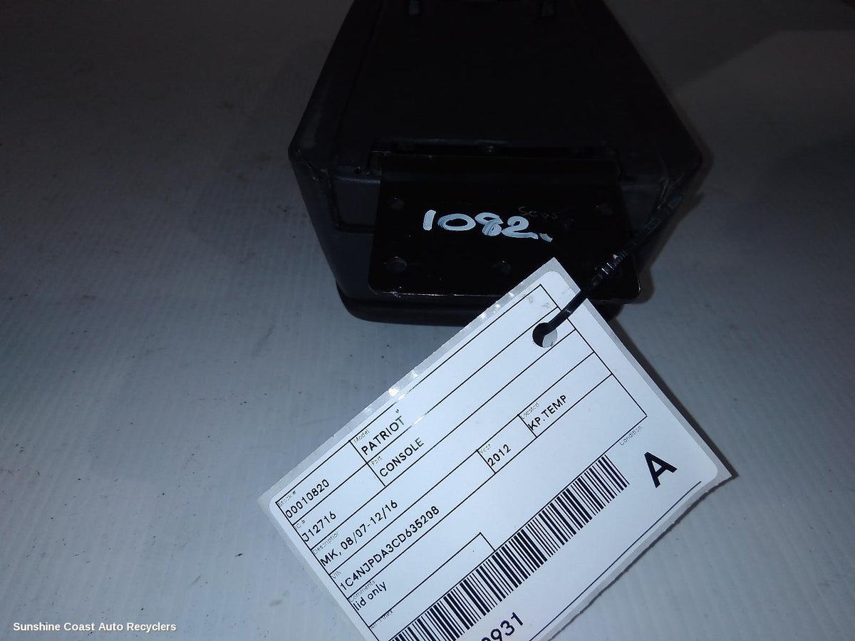 2007-2016 Jeep Patriot Console