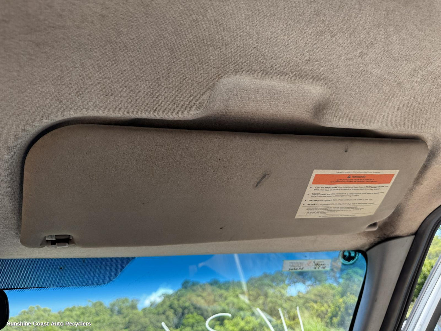 2006 Ford Transit Sunvisor