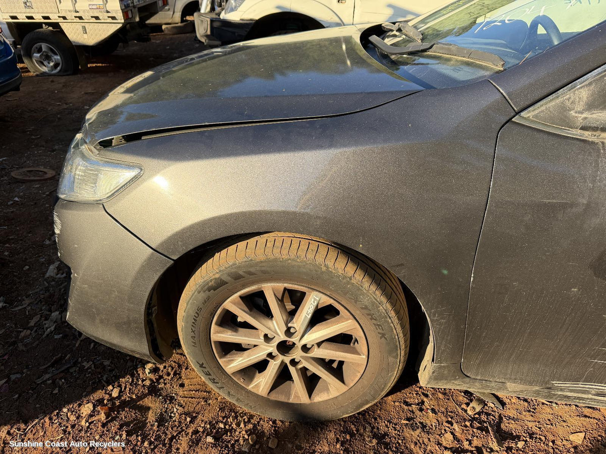 2011-2015 Toyota Camry Left Guard
