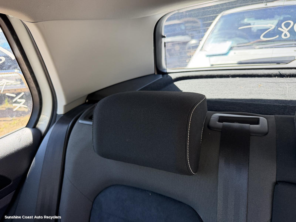 2012-2020 Volkswagen Golf Headrest