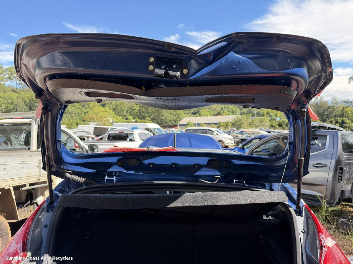 2011-2019 Hyundai Accent Parcel Shelf Cargo Blind