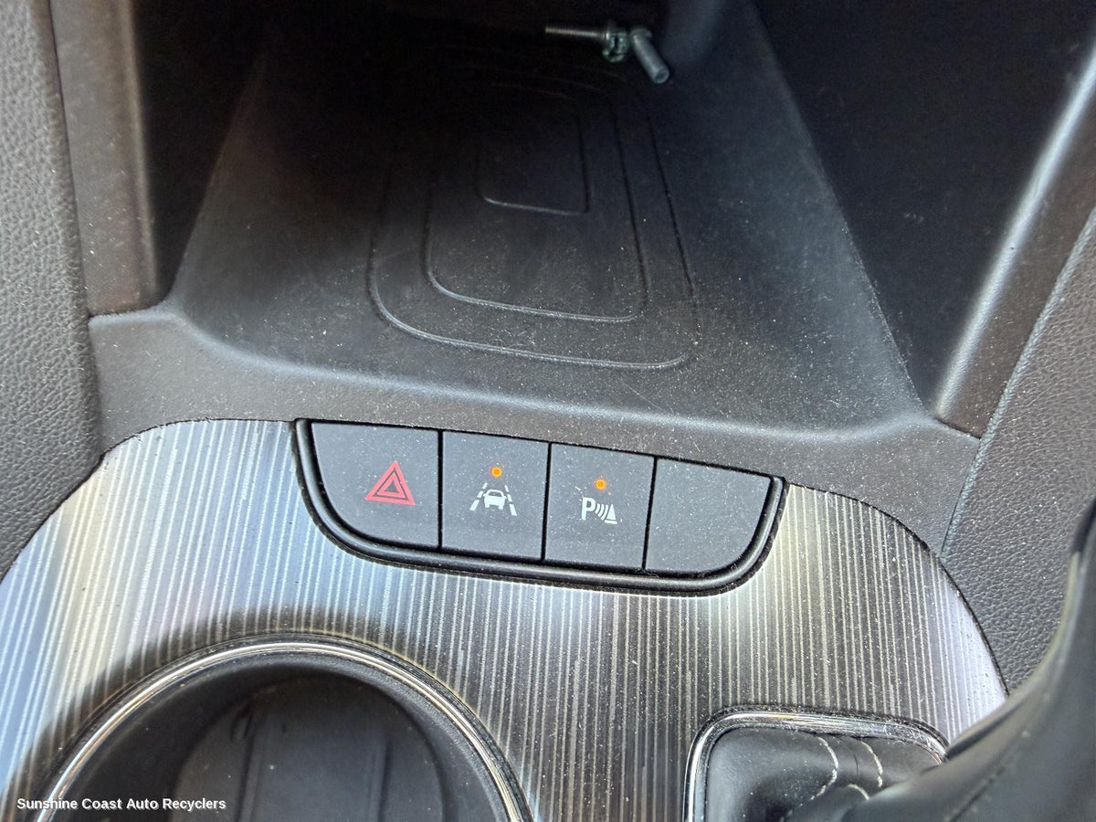 2018-2020 Holden Acadia Misc Switch Relay