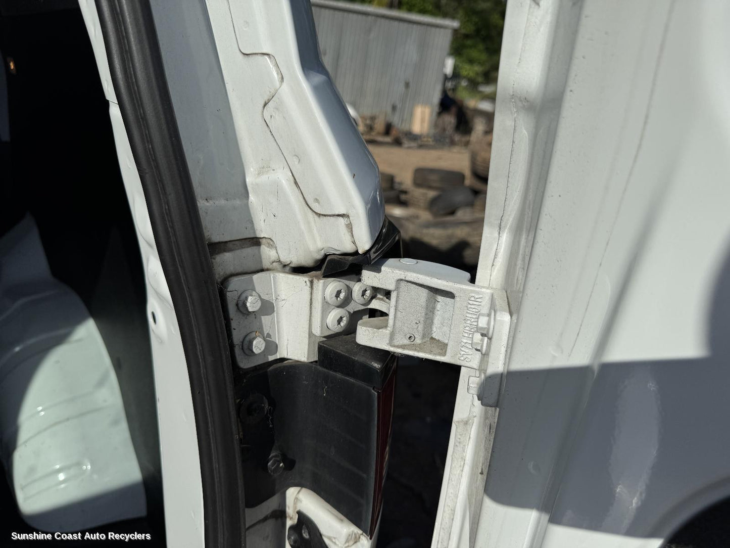 2020 Ldv G10 Bootlid Tgate Hinge