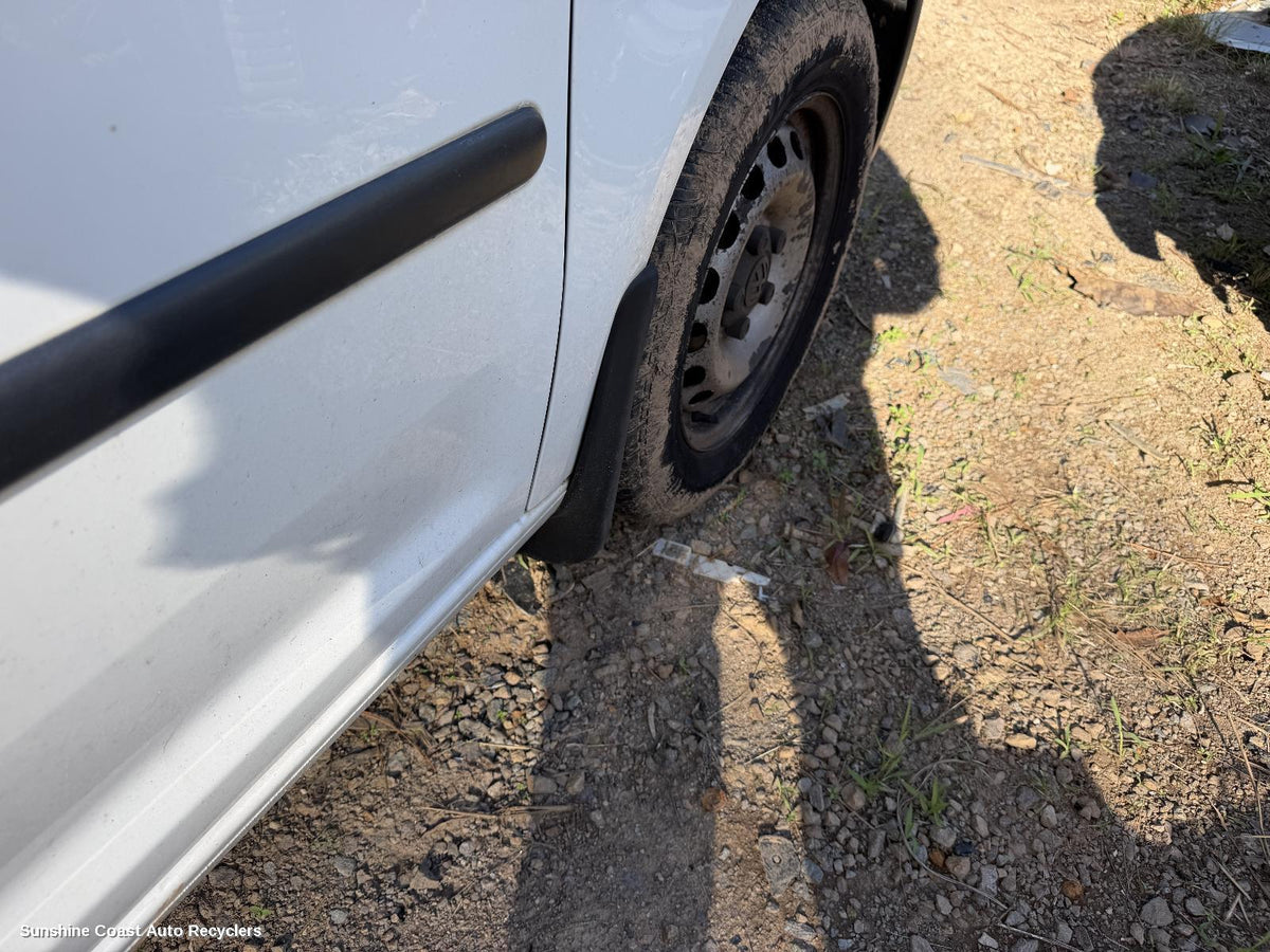 2010-2015 Volkswagen Caddy Mud Flaps