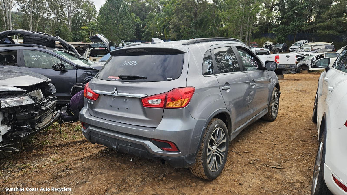 2010-2026 Mitsubishi Asx High Level Stoplight