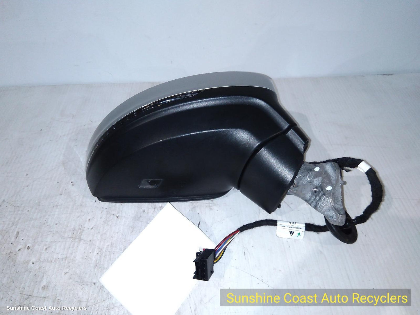 2022 Volkswagen Tiguan Right Door Mirror