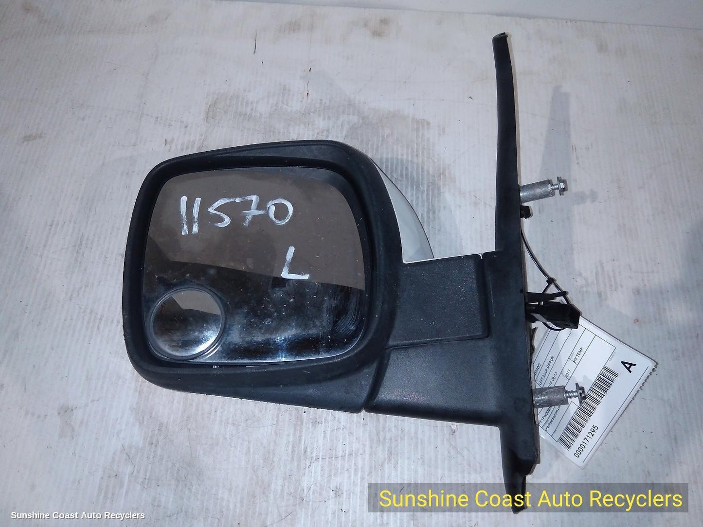 2011 Renault Kangoo Left Door Mirror