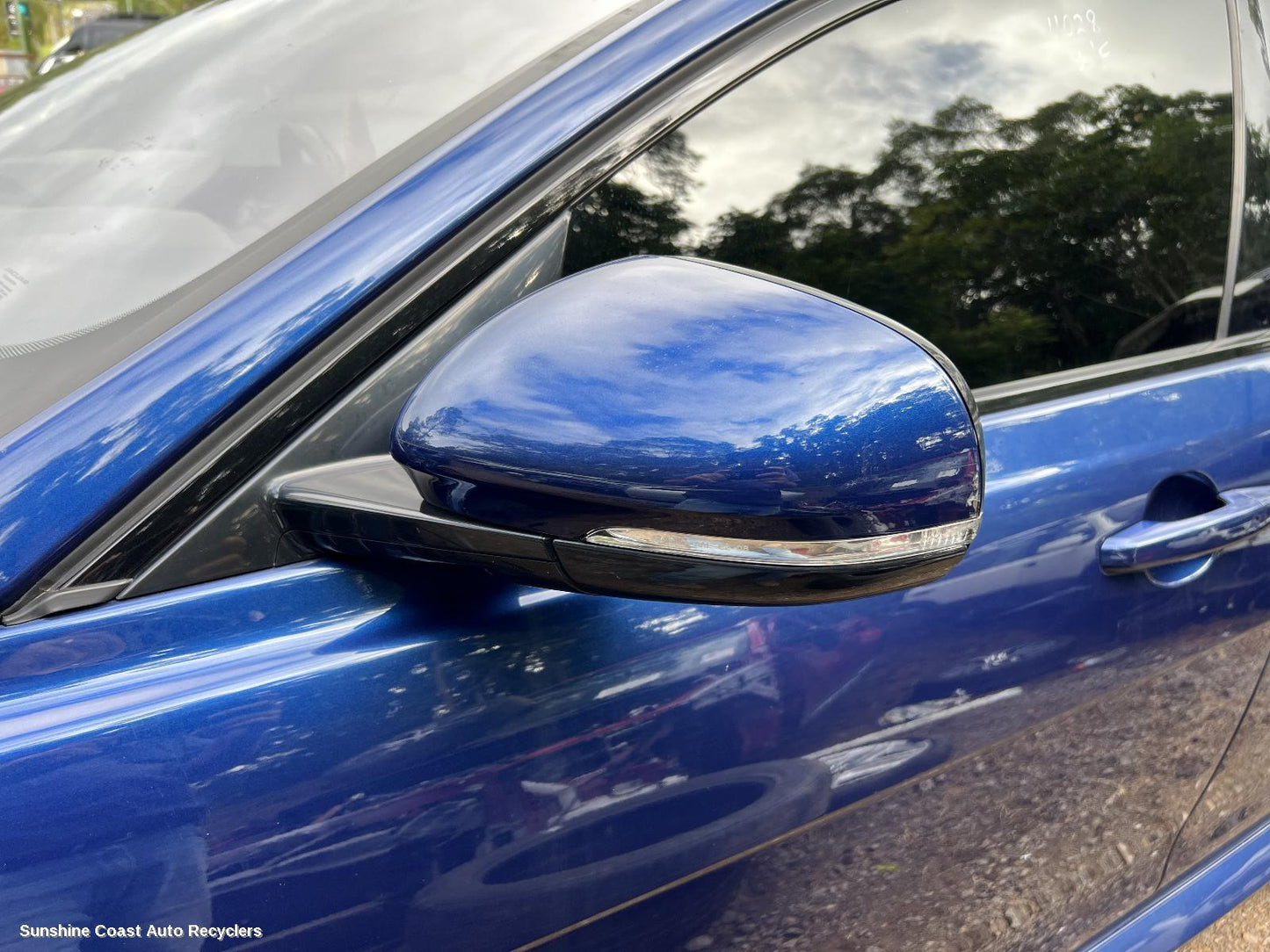 2015 Jaguar Xe Left Door Mirror
