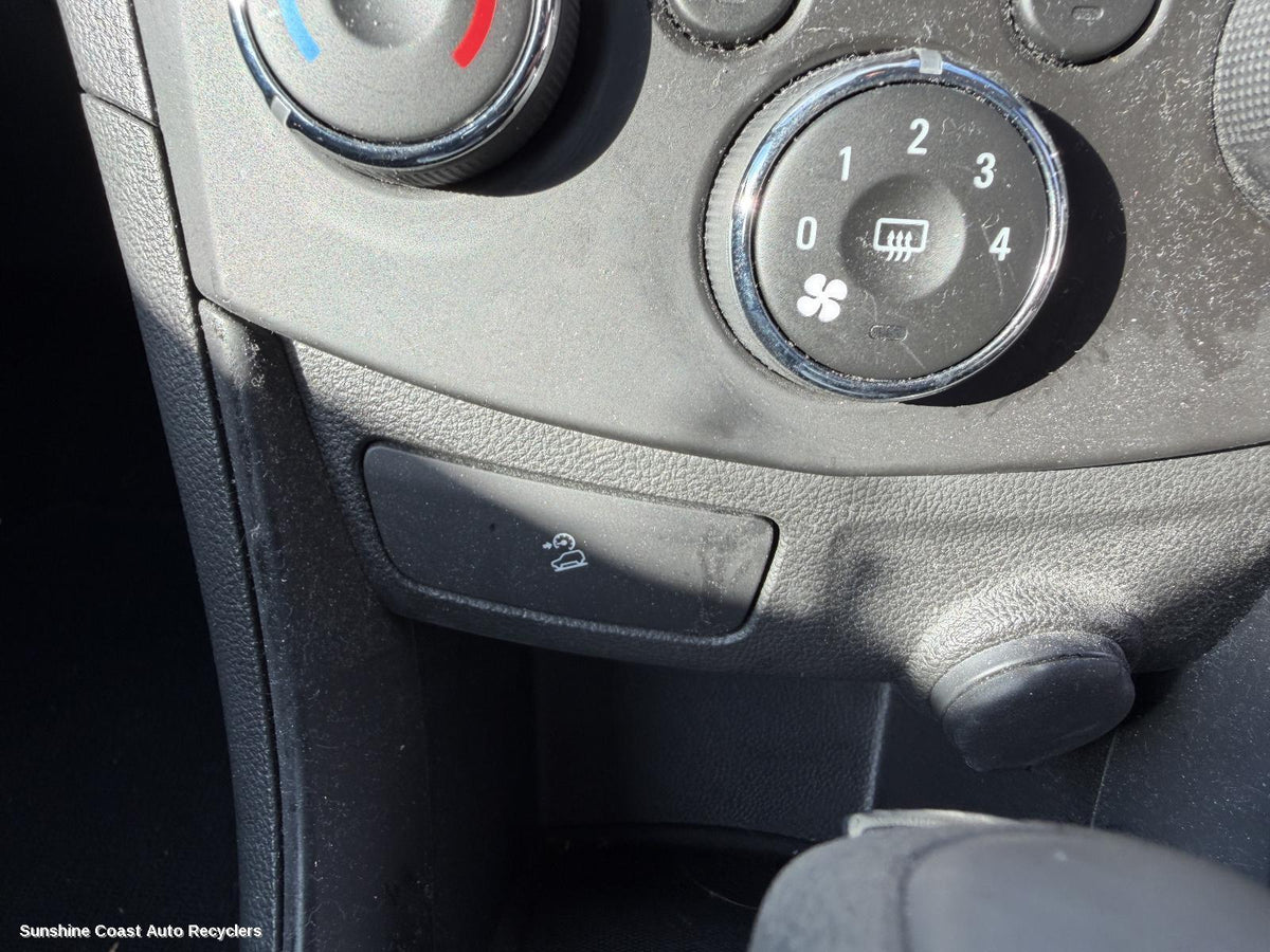 2013-2020 Holden Trax Misc Switch Relay