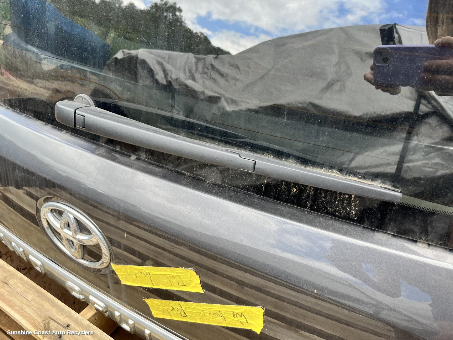 2017 Toyota Landcruiser Wiper Arm