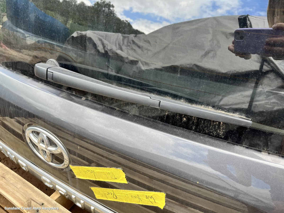 2007-2021 Toyota Landcruiser Wiper Arm