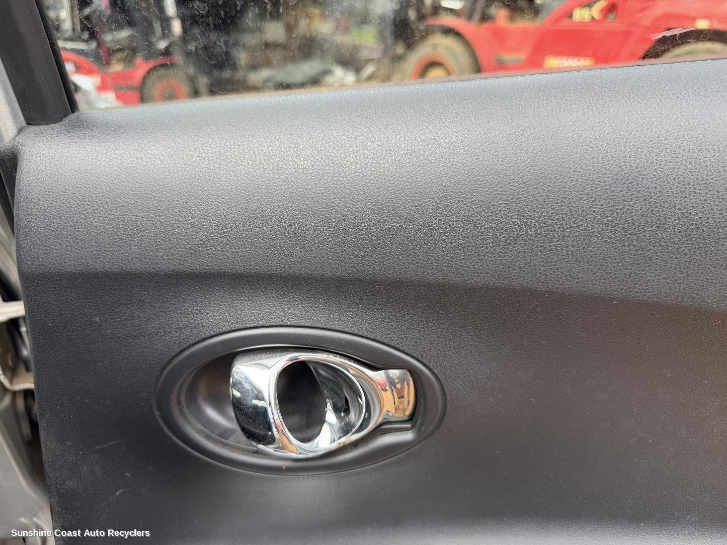 2014 Nissan Juke Door Handle