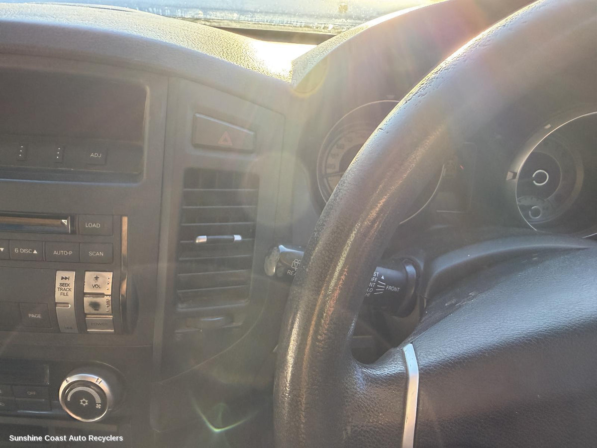 2006-2014 Mitsubishi Pajero Misc