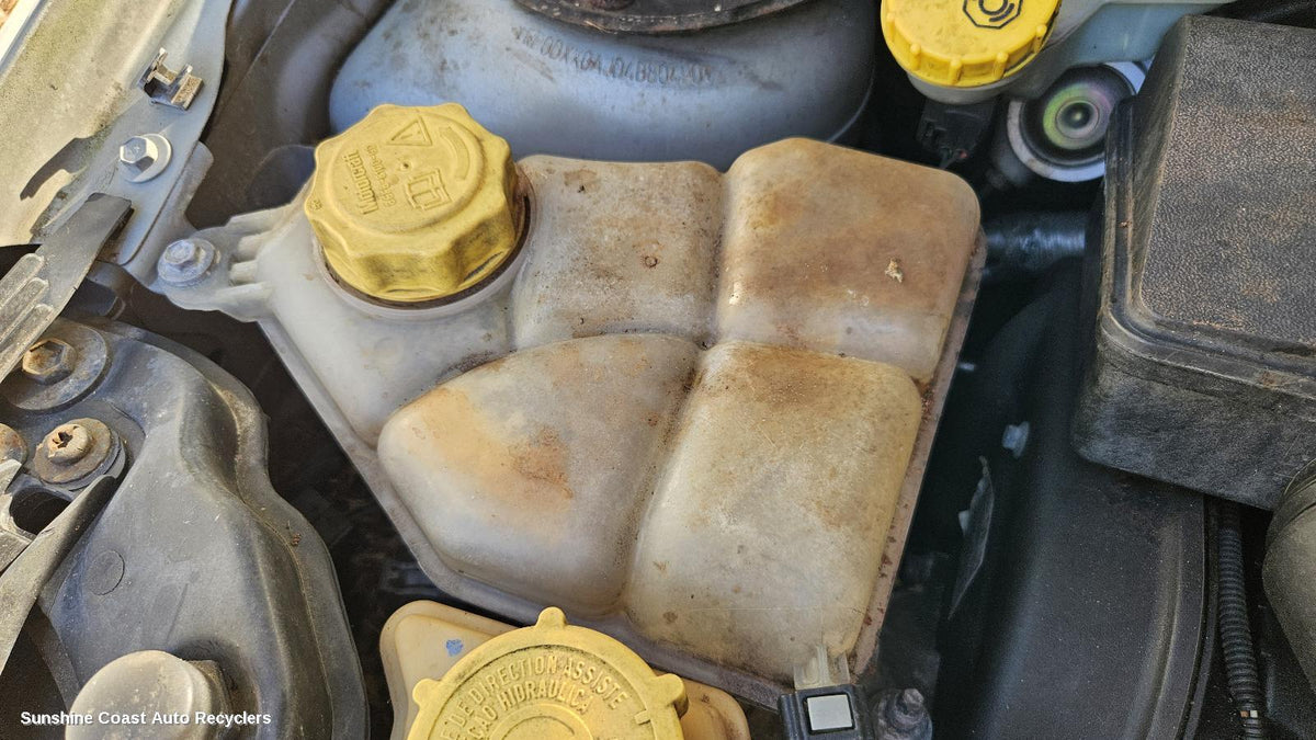 2004-2008 Ford Fiesta Overflow Bottle