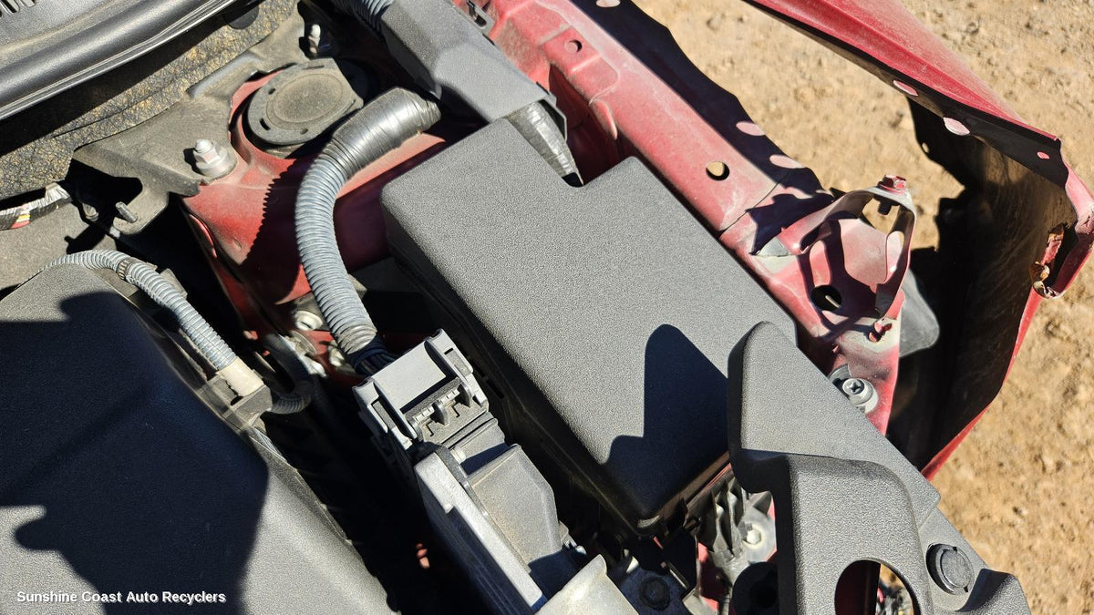 2005-2012 Toyota Rav4 Fuse Box
