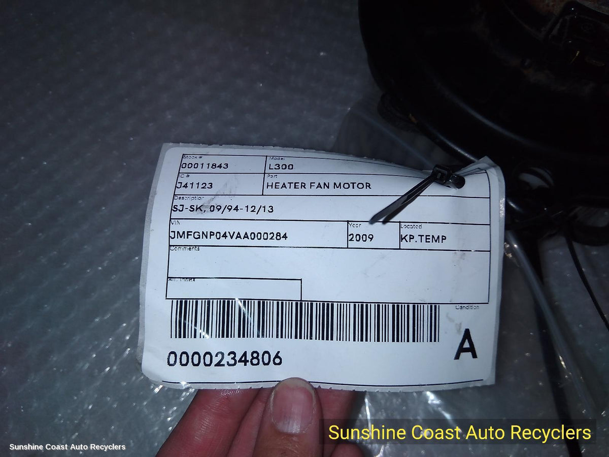 1994-2013 Mitsubishi L300 Heater Fan Motor