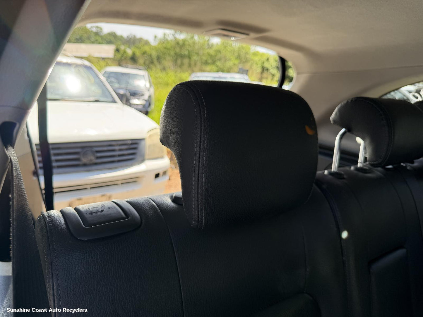 2017 Holden Captiva Headrest