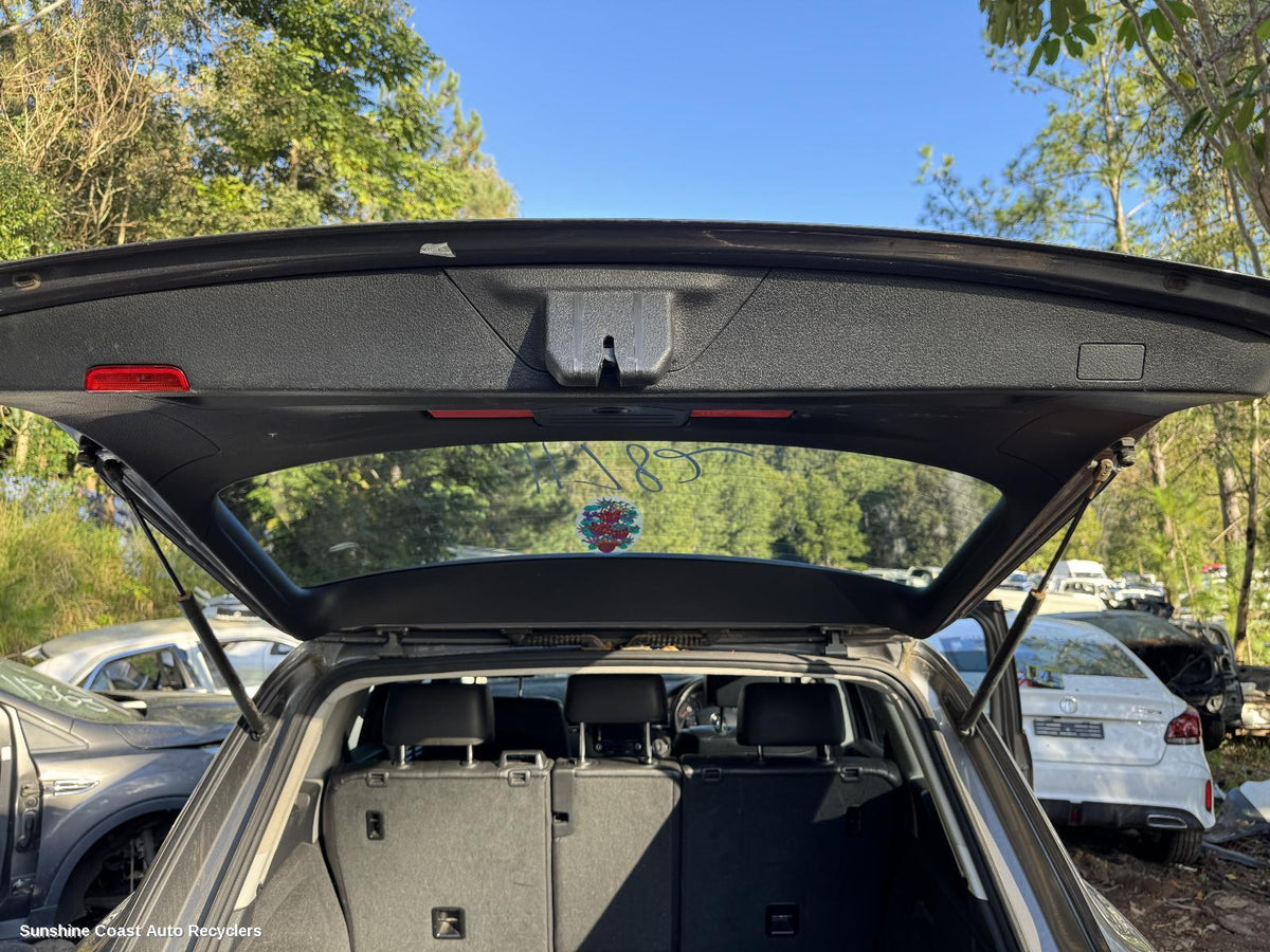 2010-2018 Volkswagen Touareg Door Boot Gate Lock