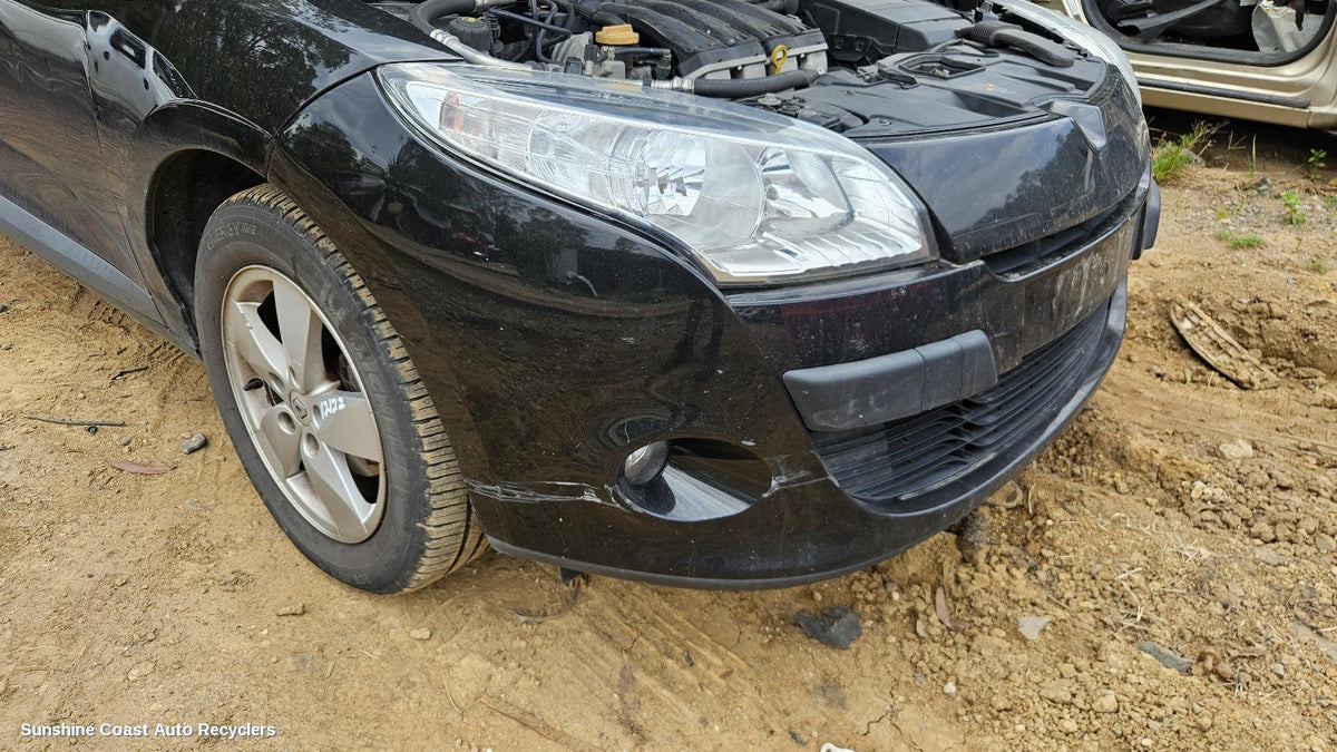 2010-2013 Renault Megane Front Bumper