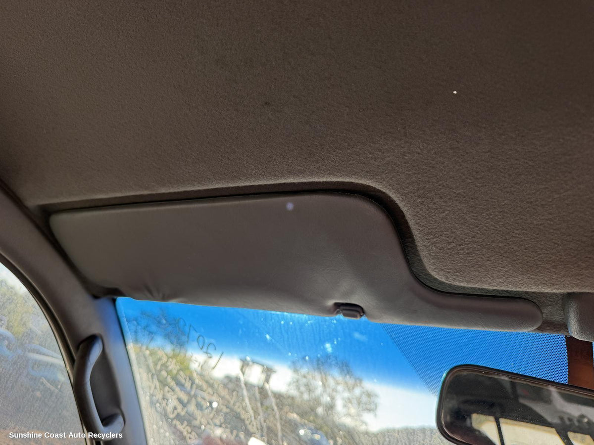 1998-2007 Toyota Landcruiser Sunvisor