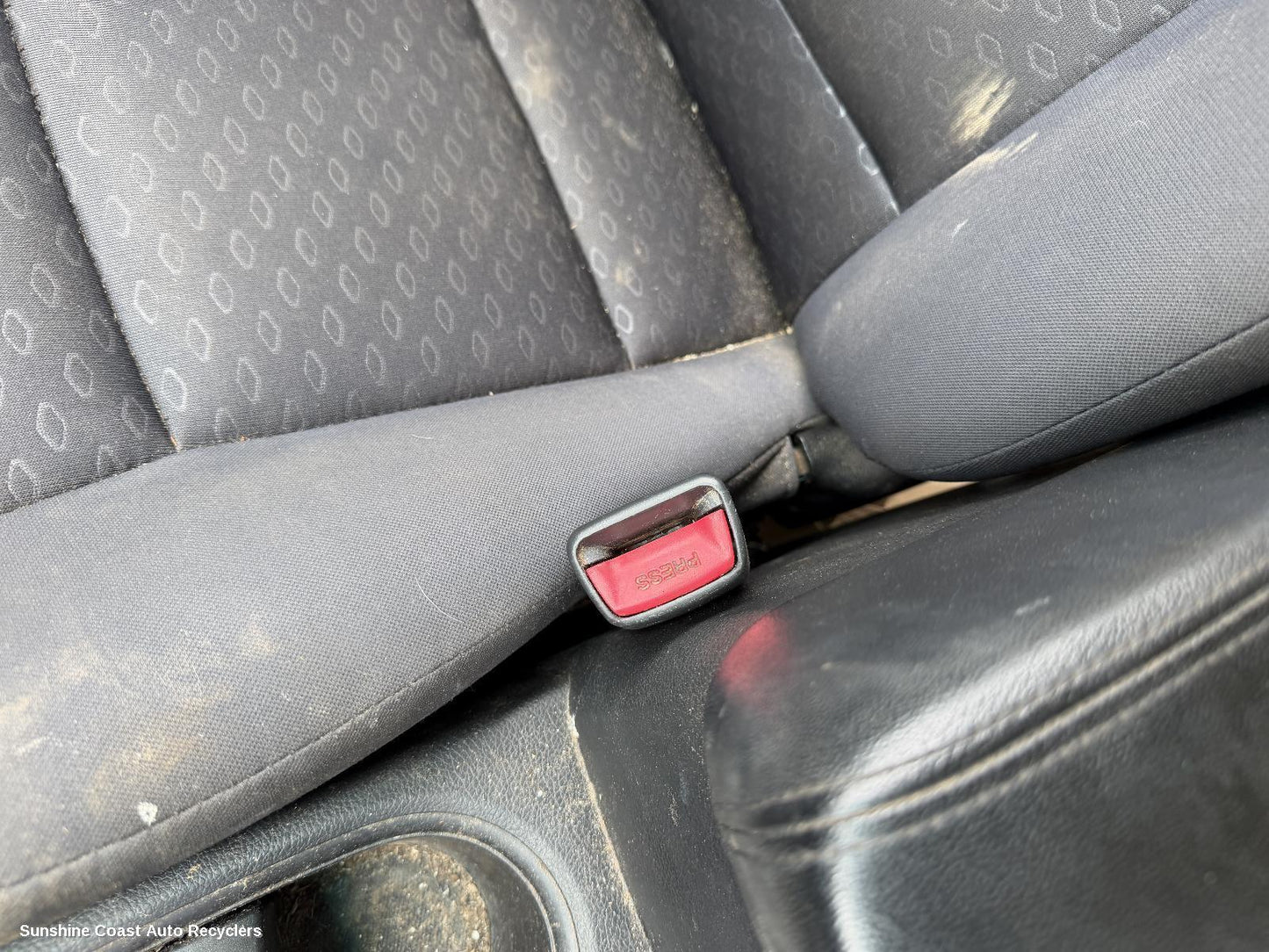 2011-2019 Ssangyong Korando Seatbelt Stalk