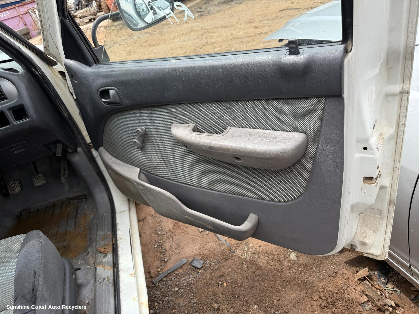 1999-2006 Ford Courier Door Boot Gate Lock