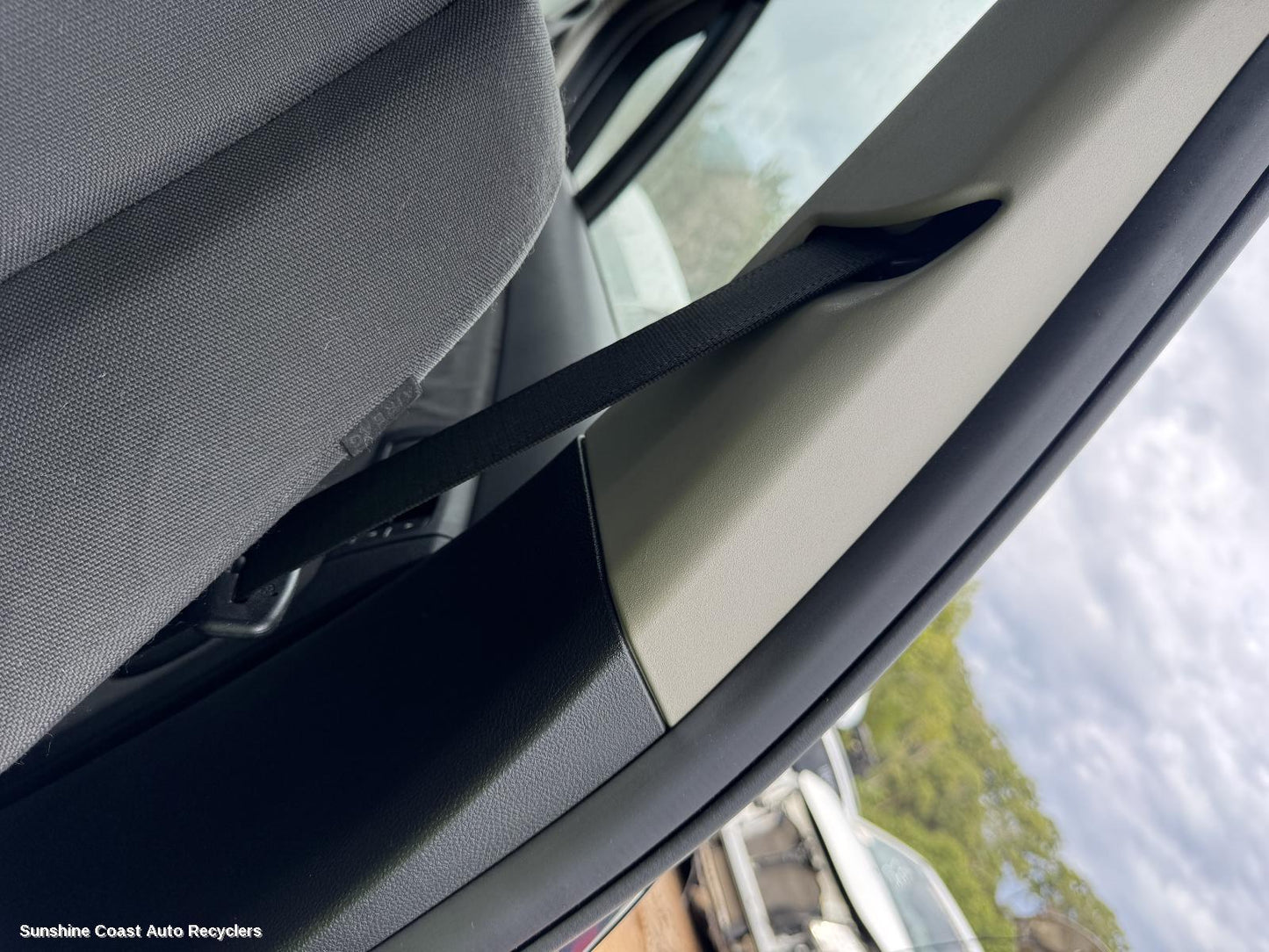 2008 Holden Commodore Seatbelt Stalk