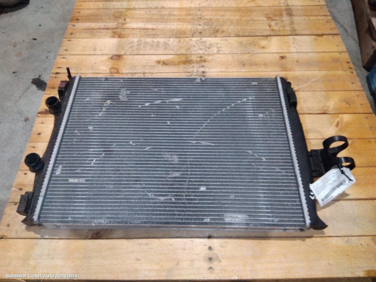 2007-2014 Nissan Dualis Radiator