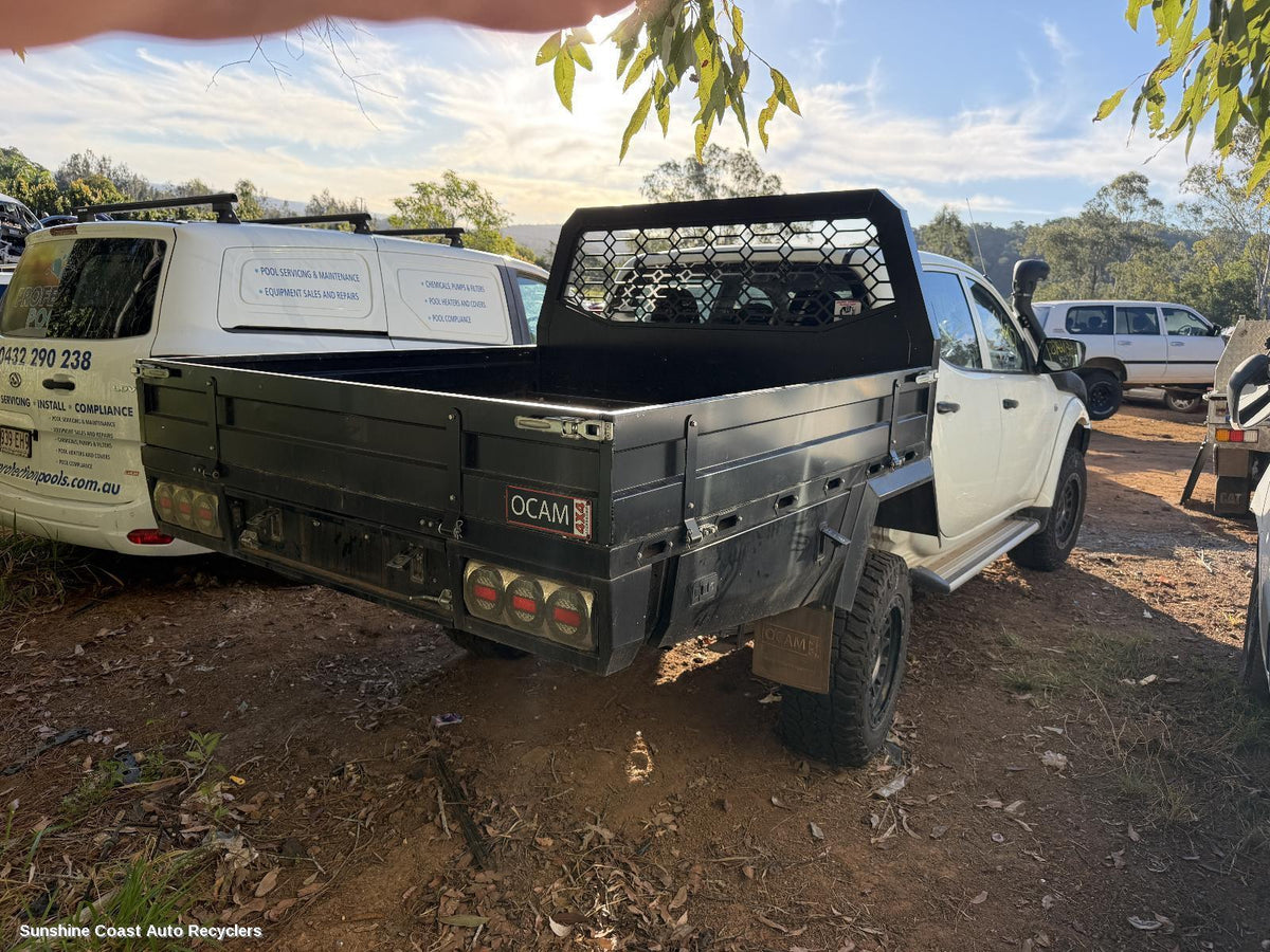 2009-2015 Mitsubishi Triton Sunvisor