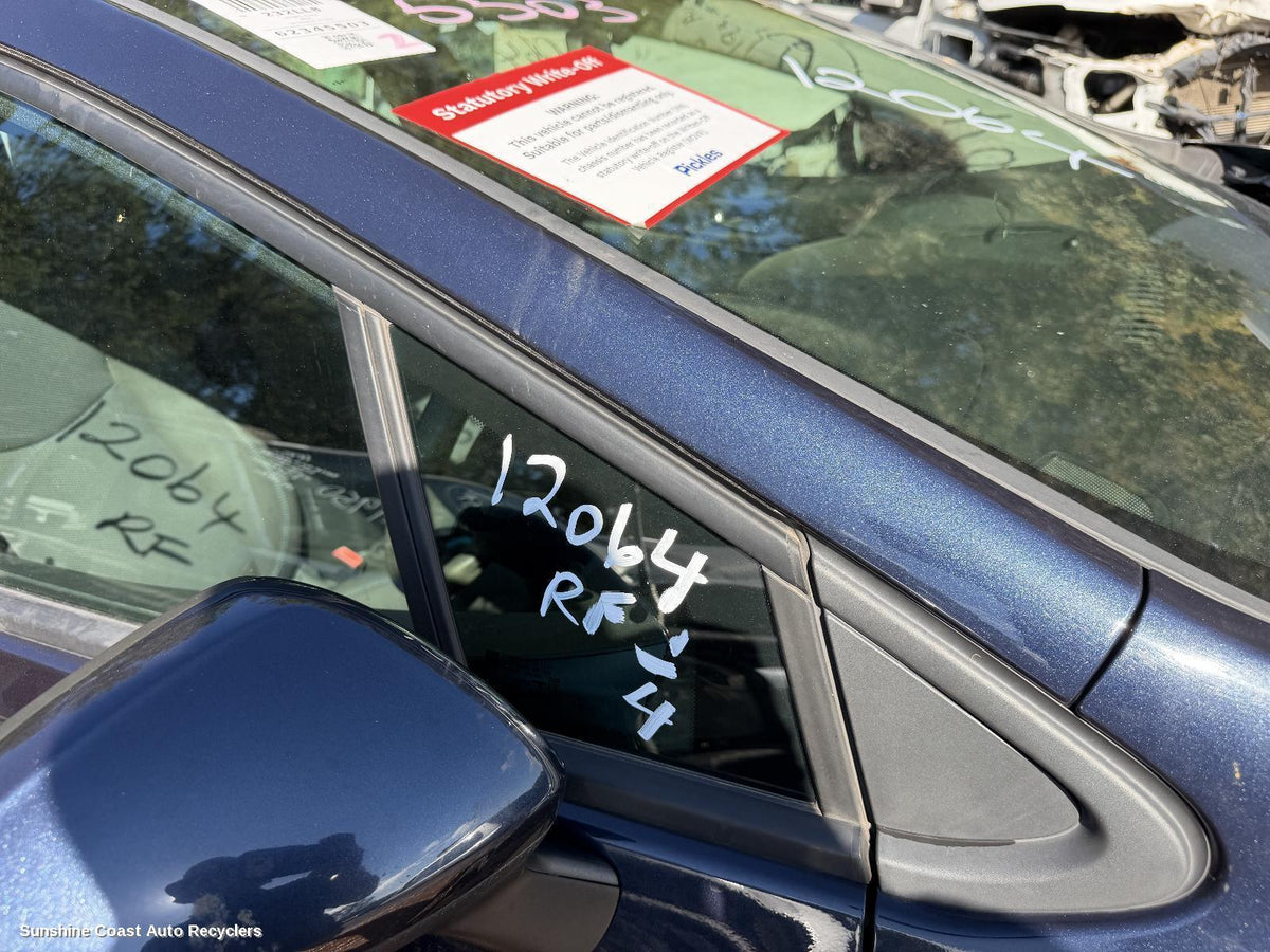 2017-2020 Holden Astra Right Front 1 4 Door Glass