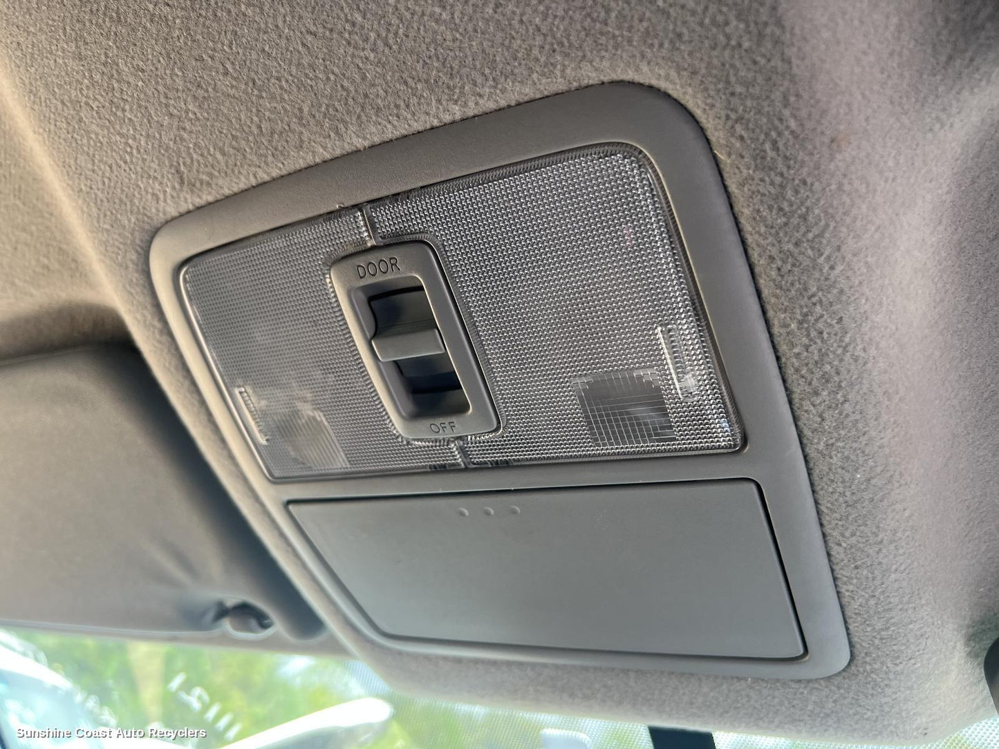 2009 Toyota Rav4 Courtesy Light