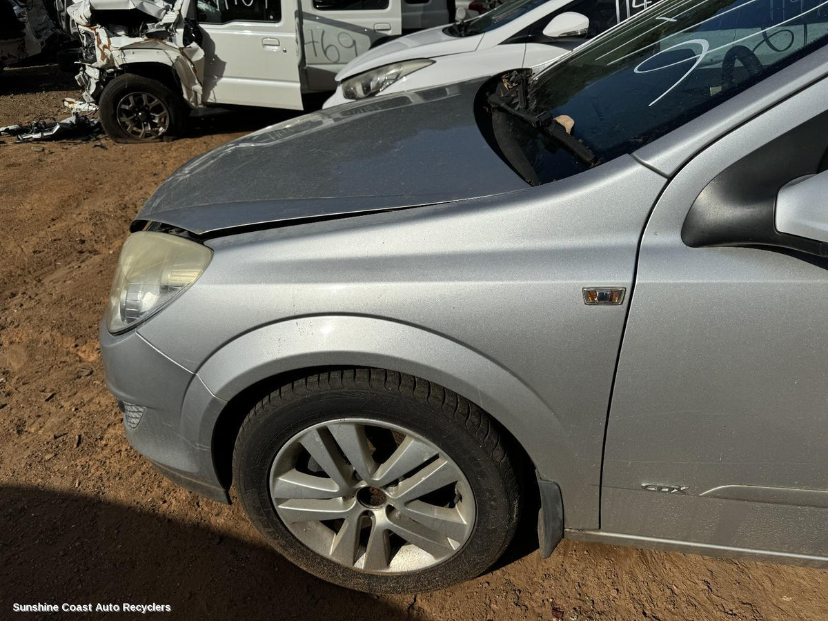 2004-2009 Holden Astra Left Guard