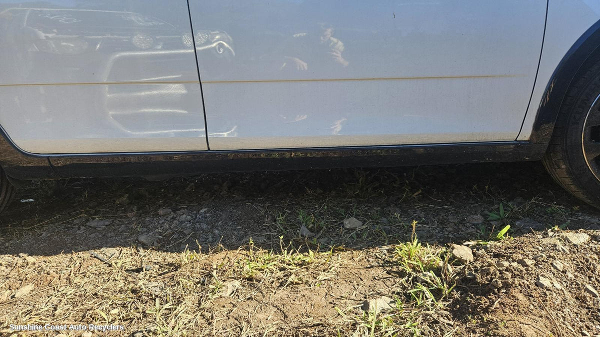 2010-2015 Skoda Fabia Side Step Skirt