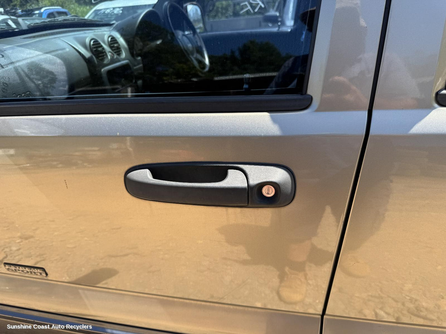 2004 Jeep Cherokee Door Handle