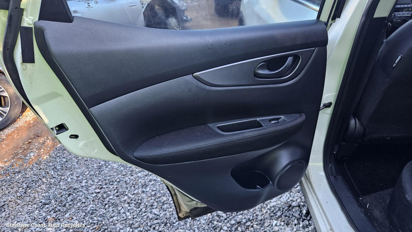 2013-2021 Nissan Qashqai Door Trim