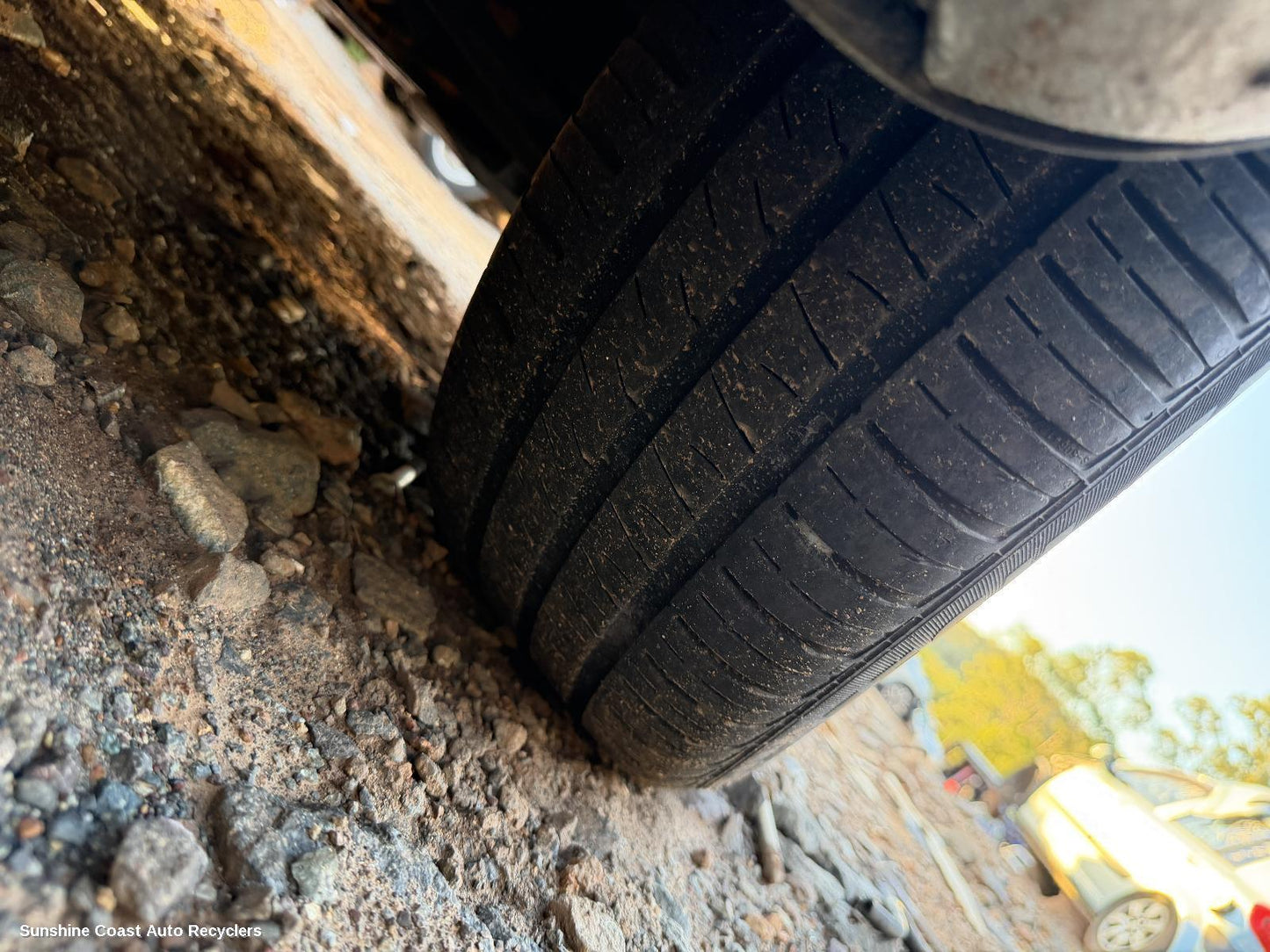 2004-2009 Volkswagen Golf Tyre
