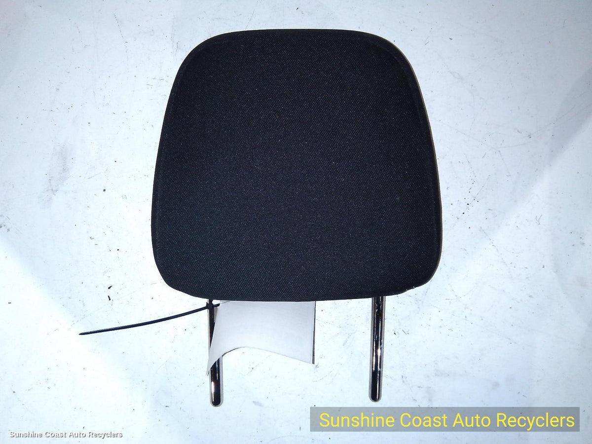 2015-2026 Suzuki Vitara Headrest