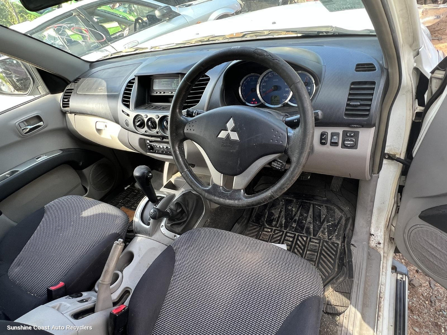 2008 Mitsubishi Triton Starter