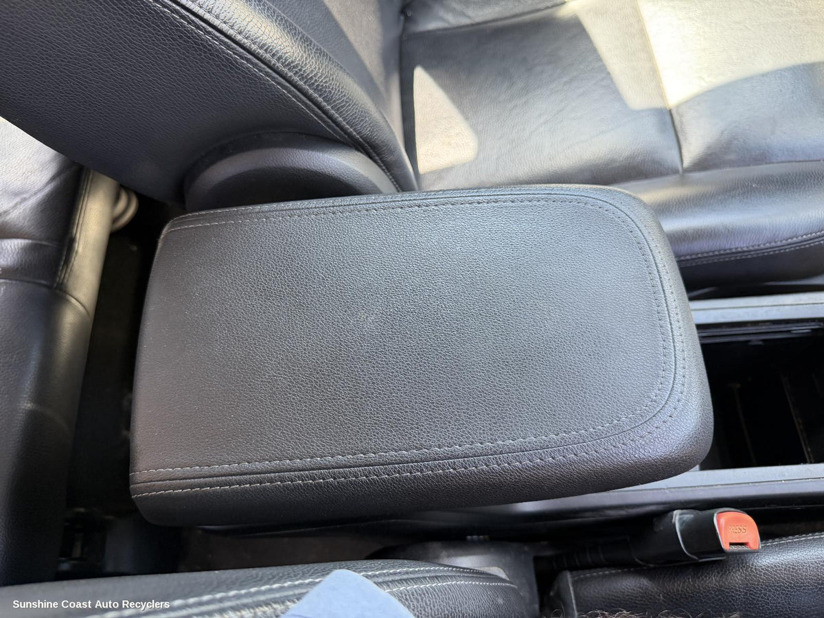 2011-2018 Holden Captiva Console