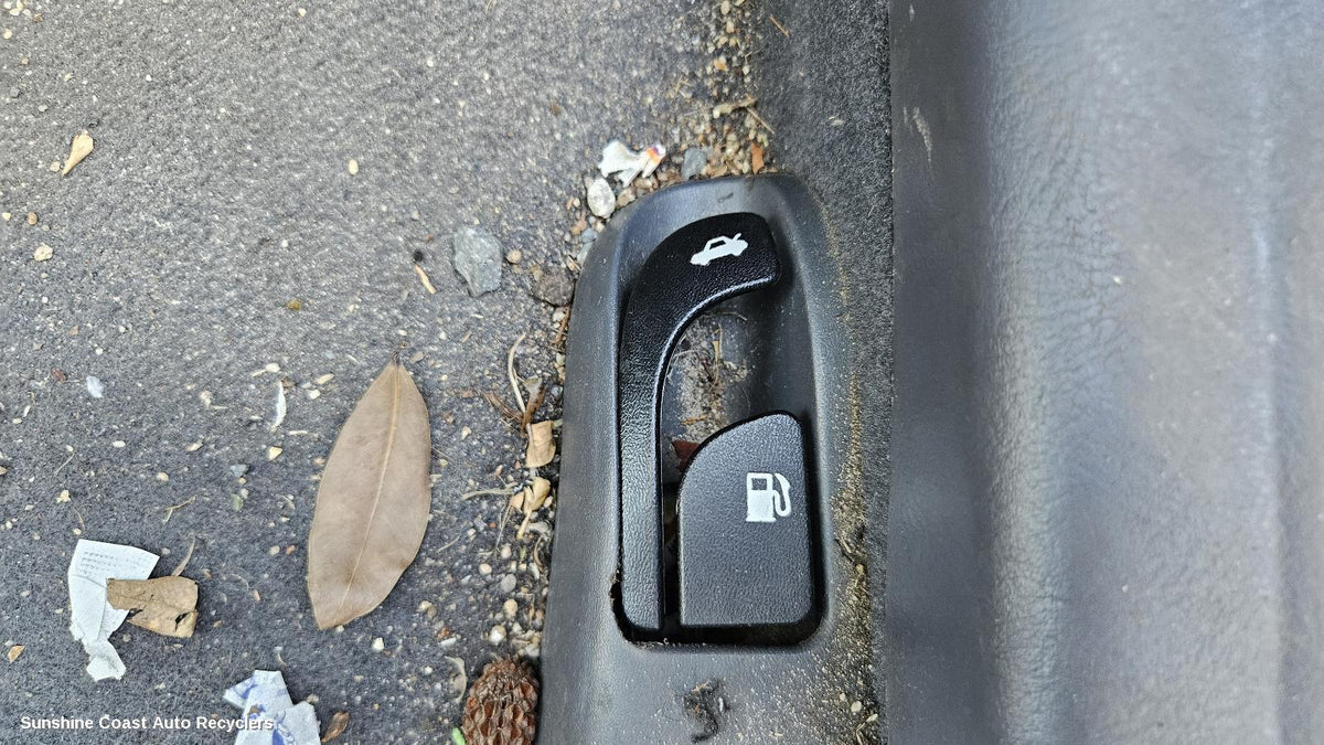 2000-2003 Hyundai Elantra Misc