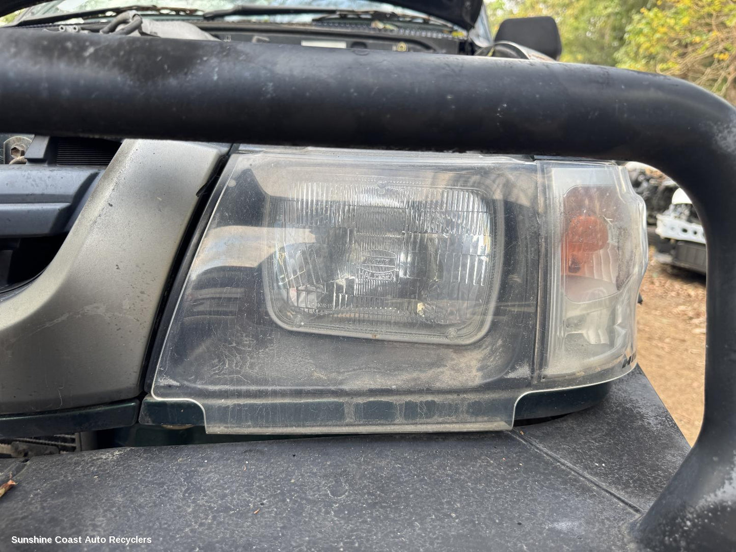 2003 Toyota Hilux Left Headlight Surround