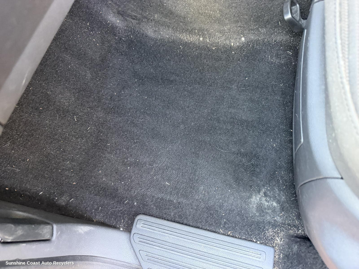 2011-2022 Volkswagen Amarok Carpet