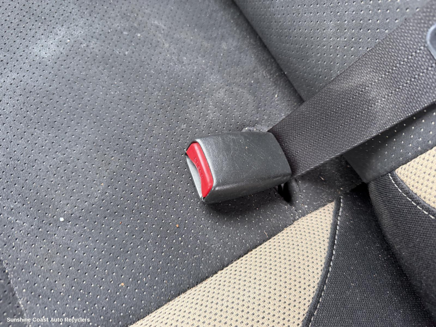 2015 Suzuki Vitara Seatbelt Stalk