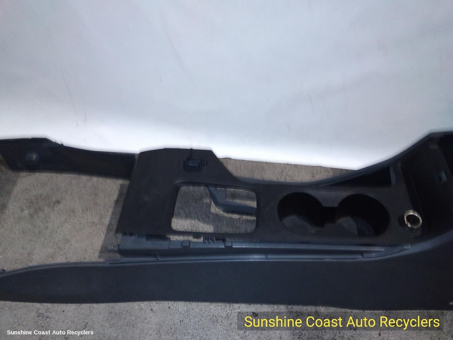2013 Mazda Bt50 Console