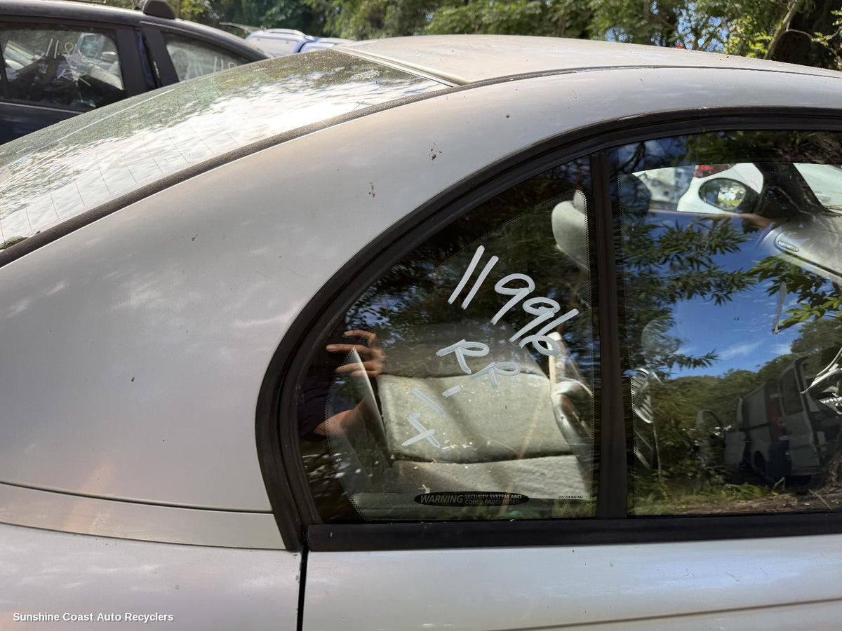 1997-2007 Holden Commodore Right Rear 1 4 Door Glass