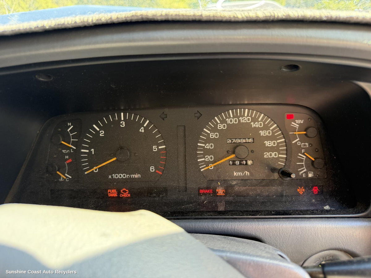1992-1998 Toyota Landcruiser Instrument Cluster