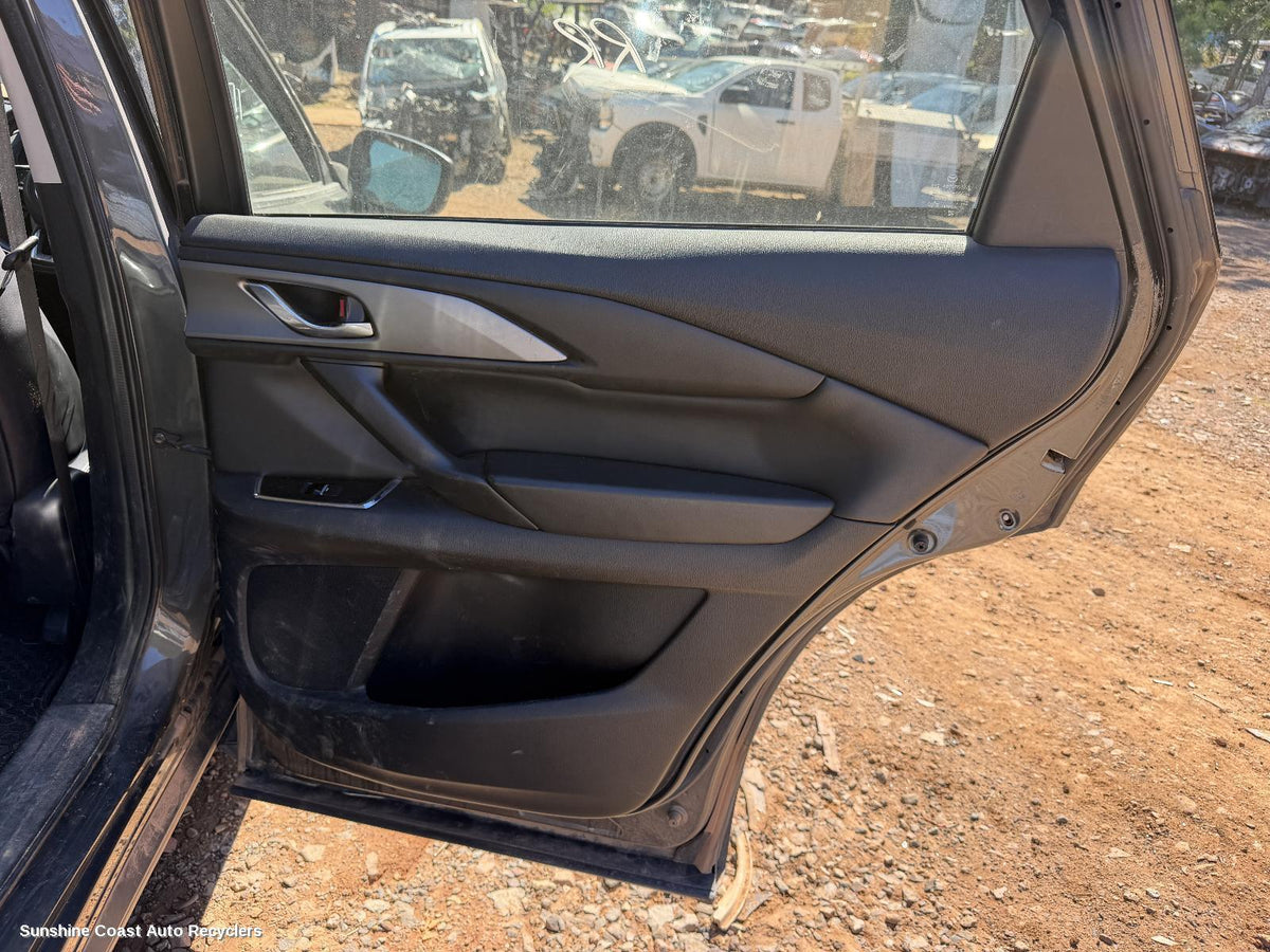 2016-2024 Mazda Cx9 Door Trim